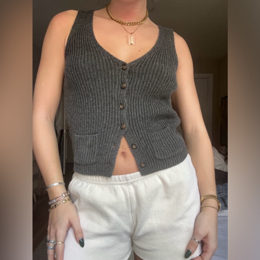 Brandy Melville top